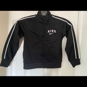 Toddler Boy’s Nike 4T Three Stripes Sweater.